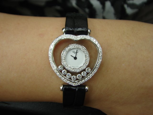 流當品拍賣 原裝 CHOPARD蕭邦 Happy Diamonds 愛心快樂鑽 石英 女錶 喜歡價可議 ZR137